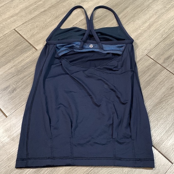 Lululemon CYB Yoga Navy Blue Tank With Attached Bra size M - Picture 5 of 8